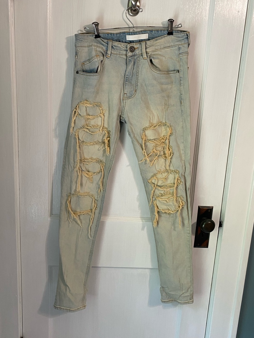 Men’s KDNK 1141411 distressed jeans